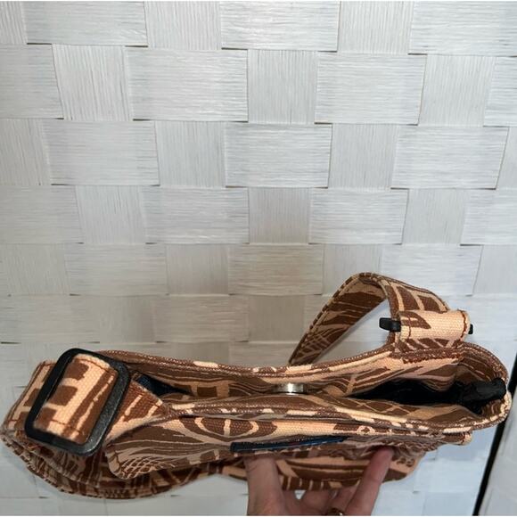 Kavu Mini Keeper Bag - Picture 7 of 12